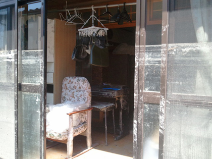 2_2011-04-05 11.50.58.jpg