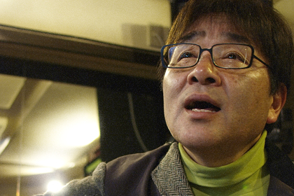 2up_2096845.jpg